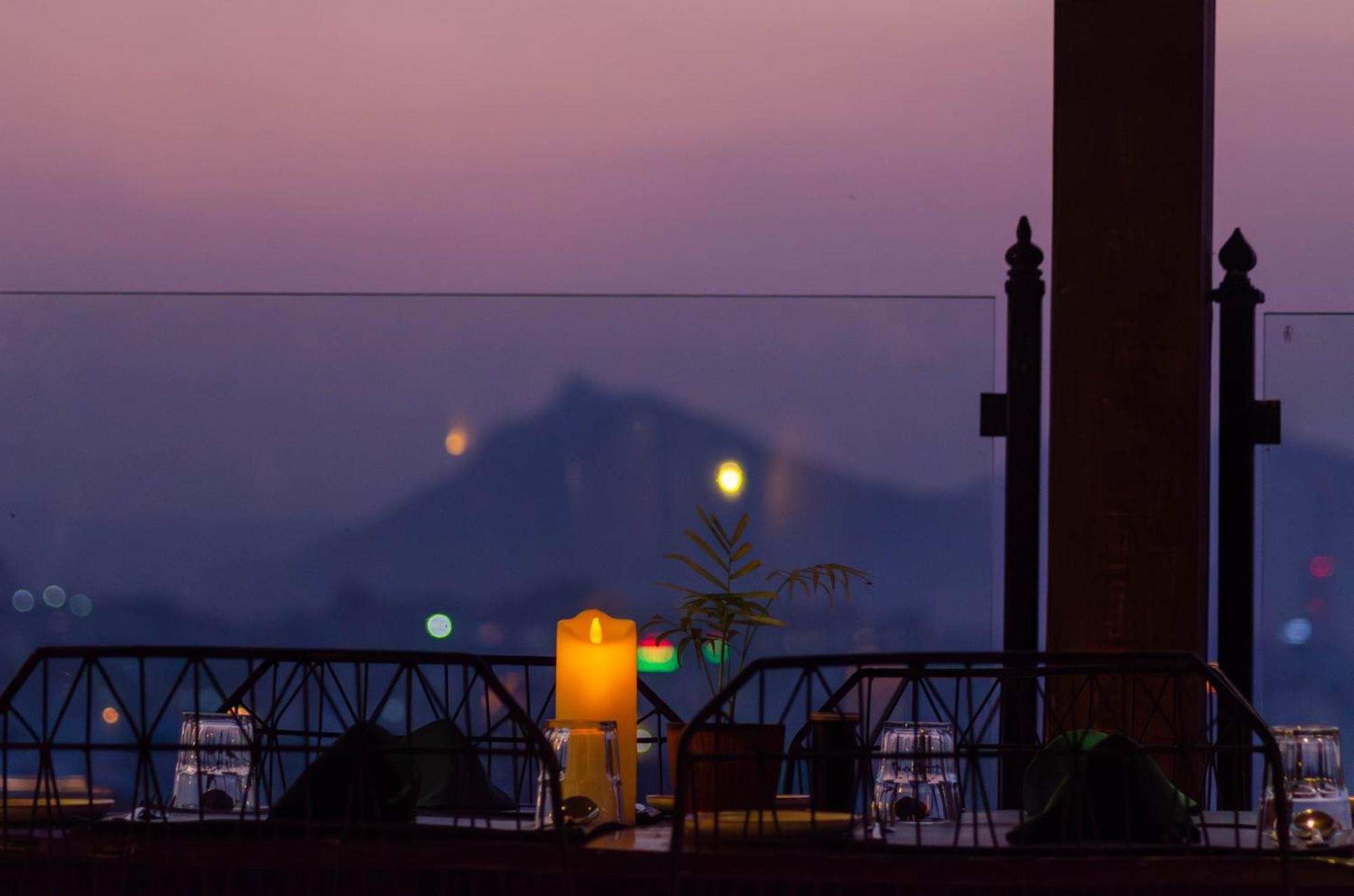 Historia Royal Hotell Udaipur Eksteriør bilde